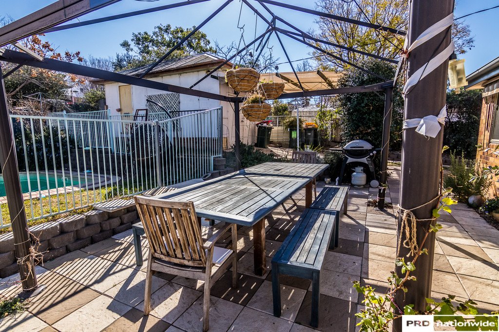 111 Goonoo Goonoo Road TAMWORTH 12