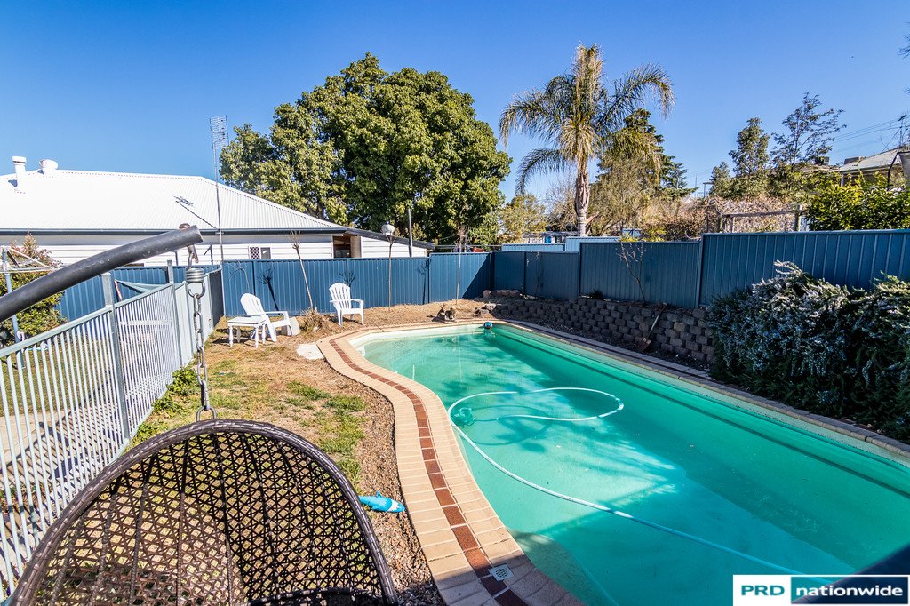 111 Goonoo Goonoo Road TAMWORTH 14