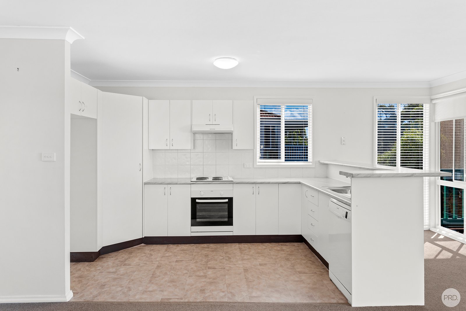 1/11 Grandview Close SOLDIERS POINT 6