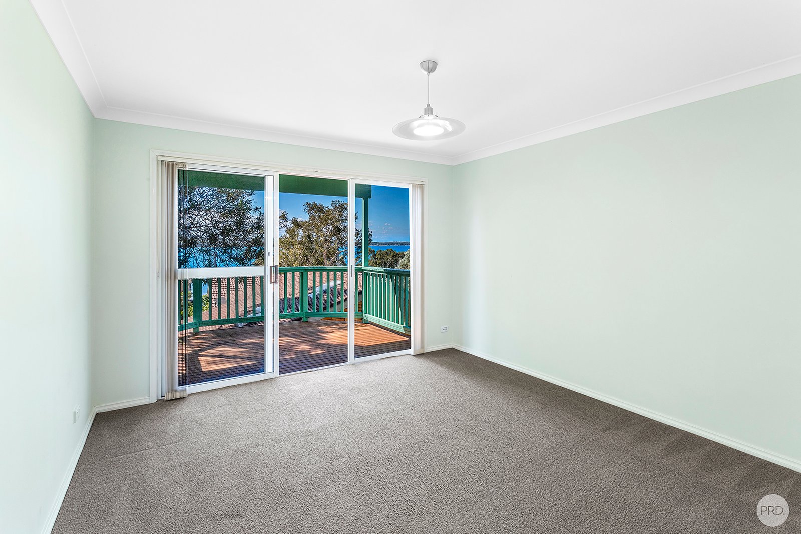 1/11 Grandview Close SOLDIERS POINT 13