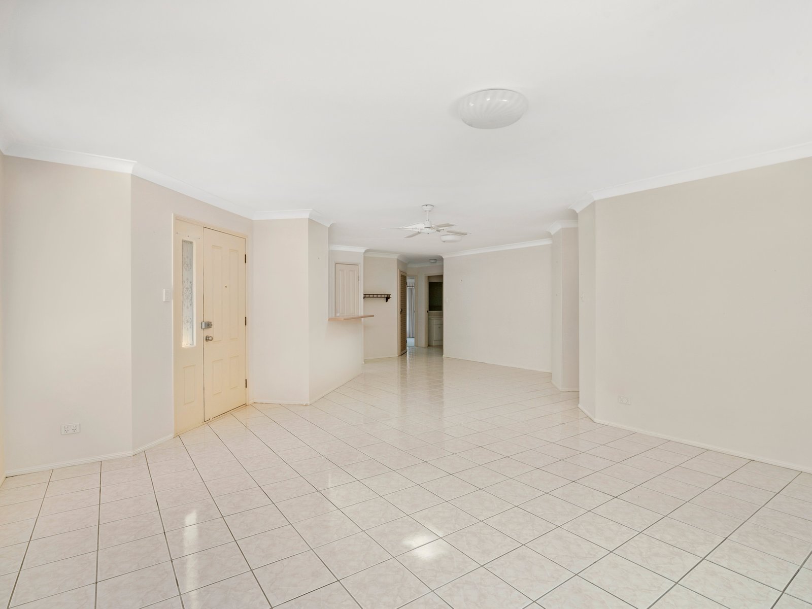 11/1 Harbour Dr (Figtree Gate Anchorage Island)  TWEED HEADS 5