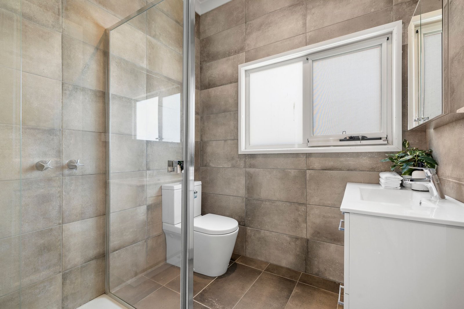 Gallery: 1/11 Harcourt Street