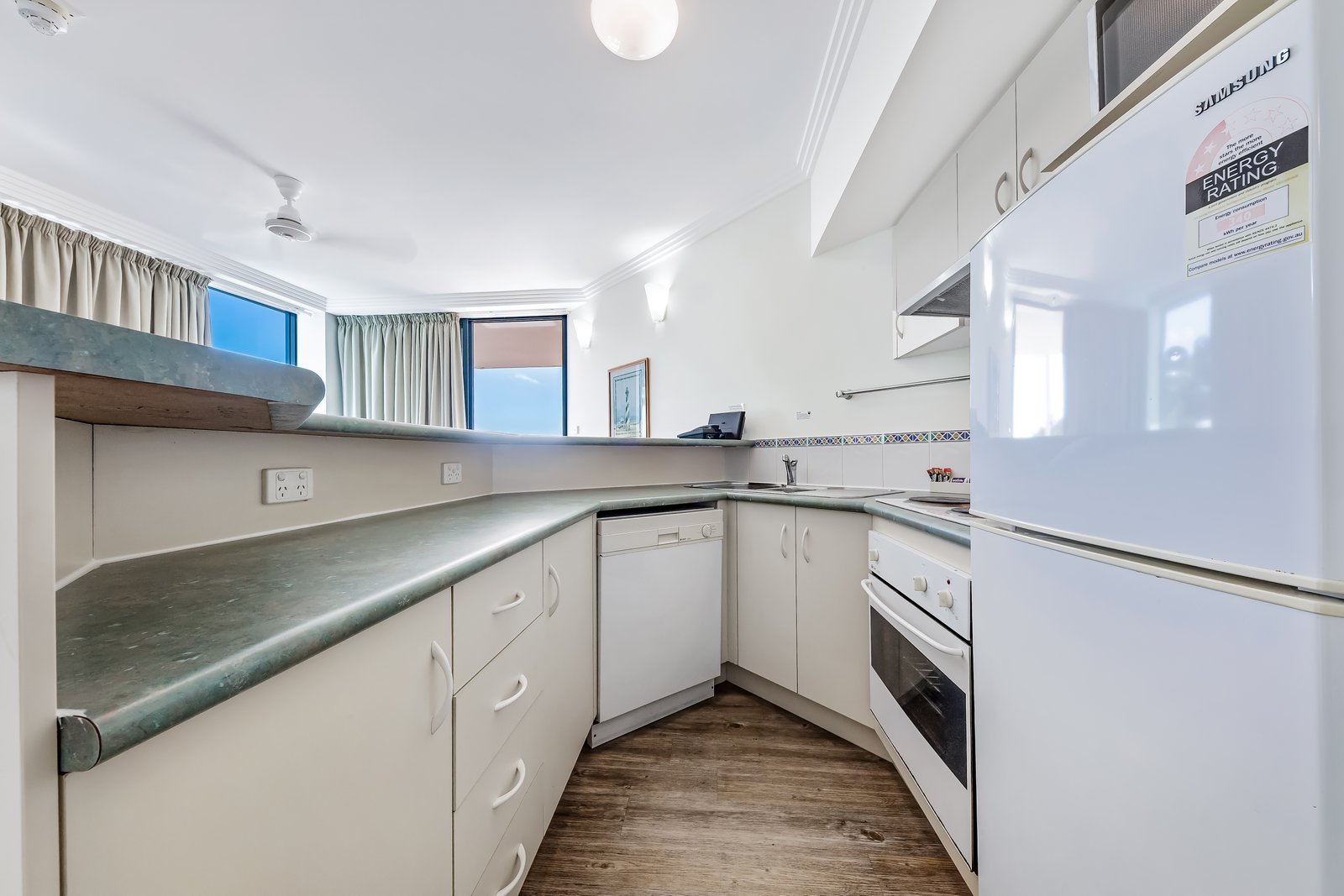 11/1 Hermitage Drive AIRLIE BEACH 5