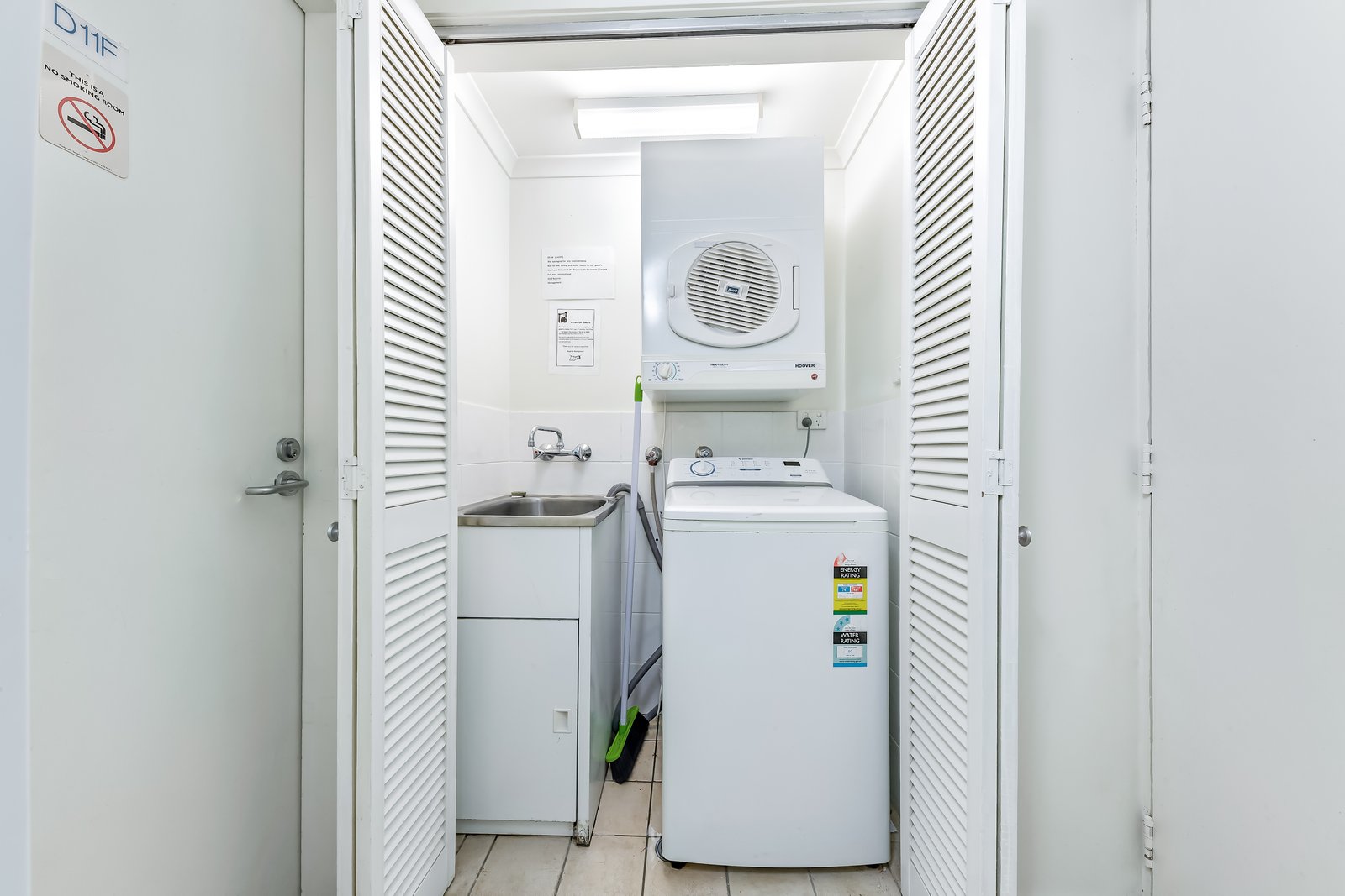 11/1 Hermitage Drive AIRLIE BEACH 18