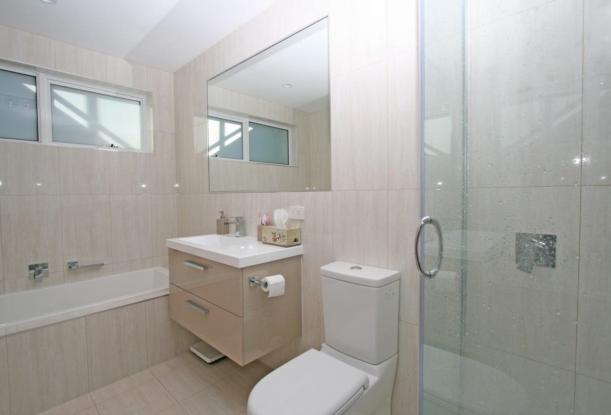 111 Karoola Road LINDISFARNE 3