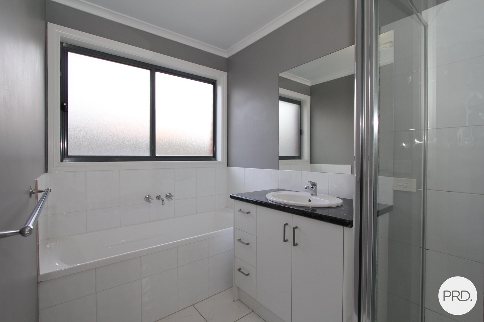 1/11 King George Way MITCHELL PARK 12