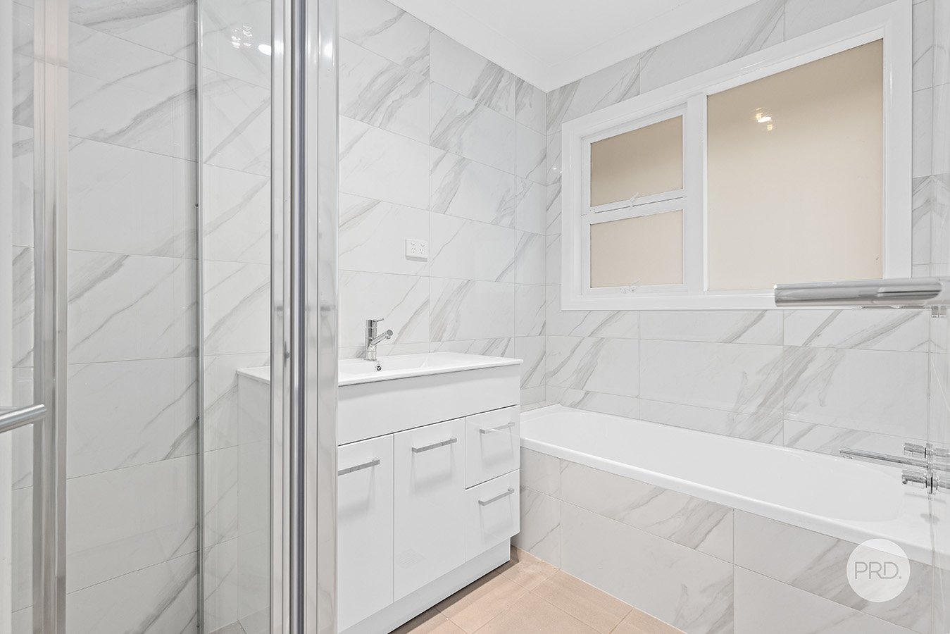 111 Lorraine Street PEAKHURST HEIGHTS 9