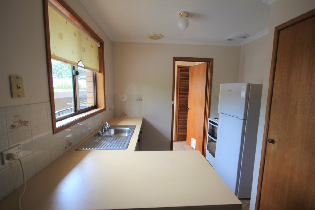 1/11 Madeline Court GLENORCHY 2