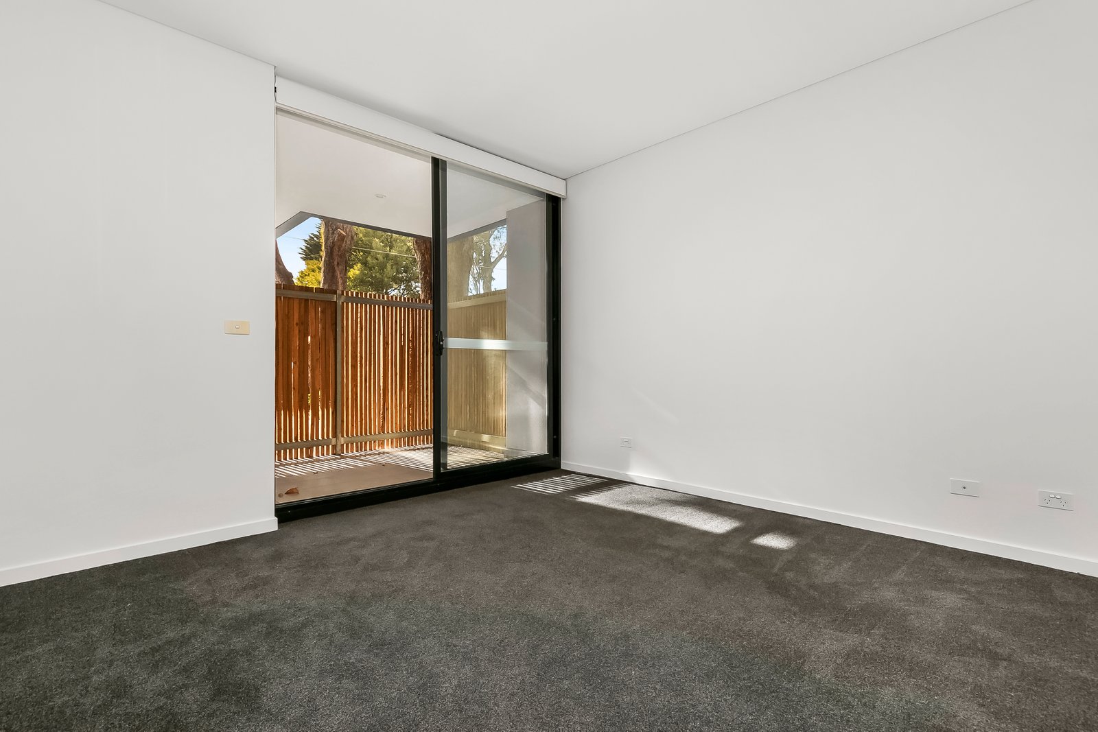 Real Estate and Property in 1/11 Narong Road, Caulfield North, VIC