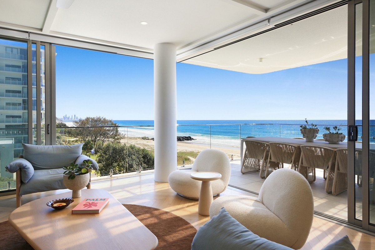 11/1 Nineteenth Avenue Palm Beach 2