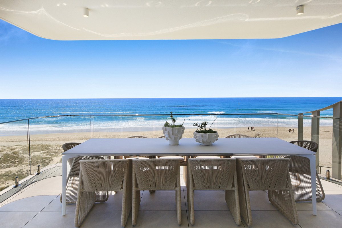 11/1 Nineteenth Avenue Palm Beach 4