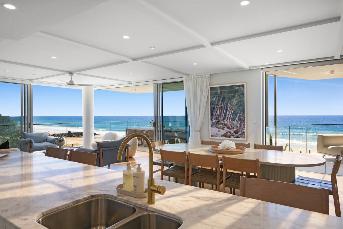 11/1 Nineteenth Avenue Palm Beach 7