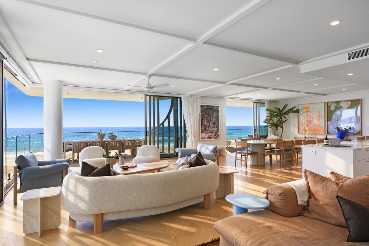 11/1 Nineteenth Avenue Palm Beach 25