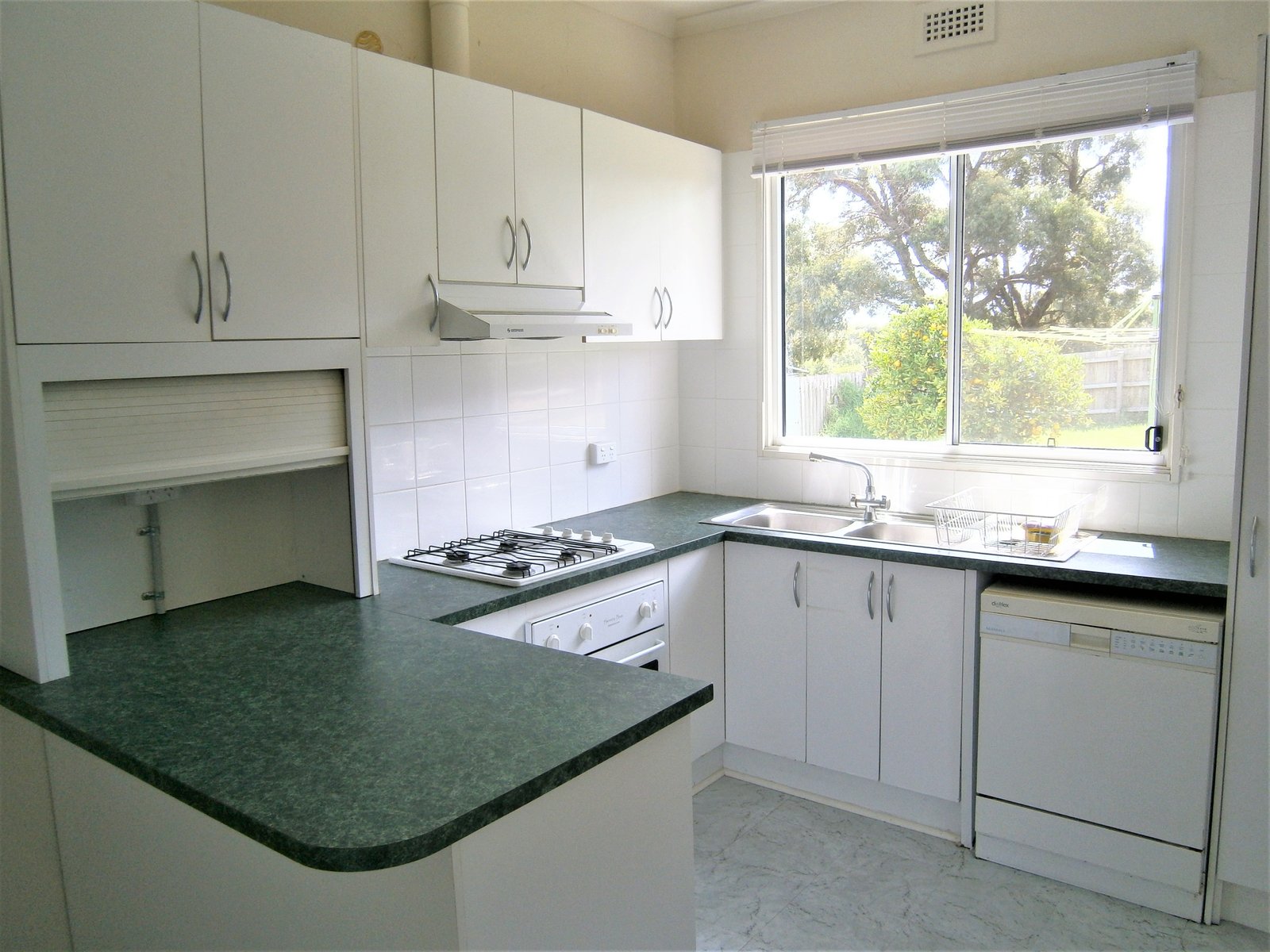 Gallery: 1/11 Nioka Street