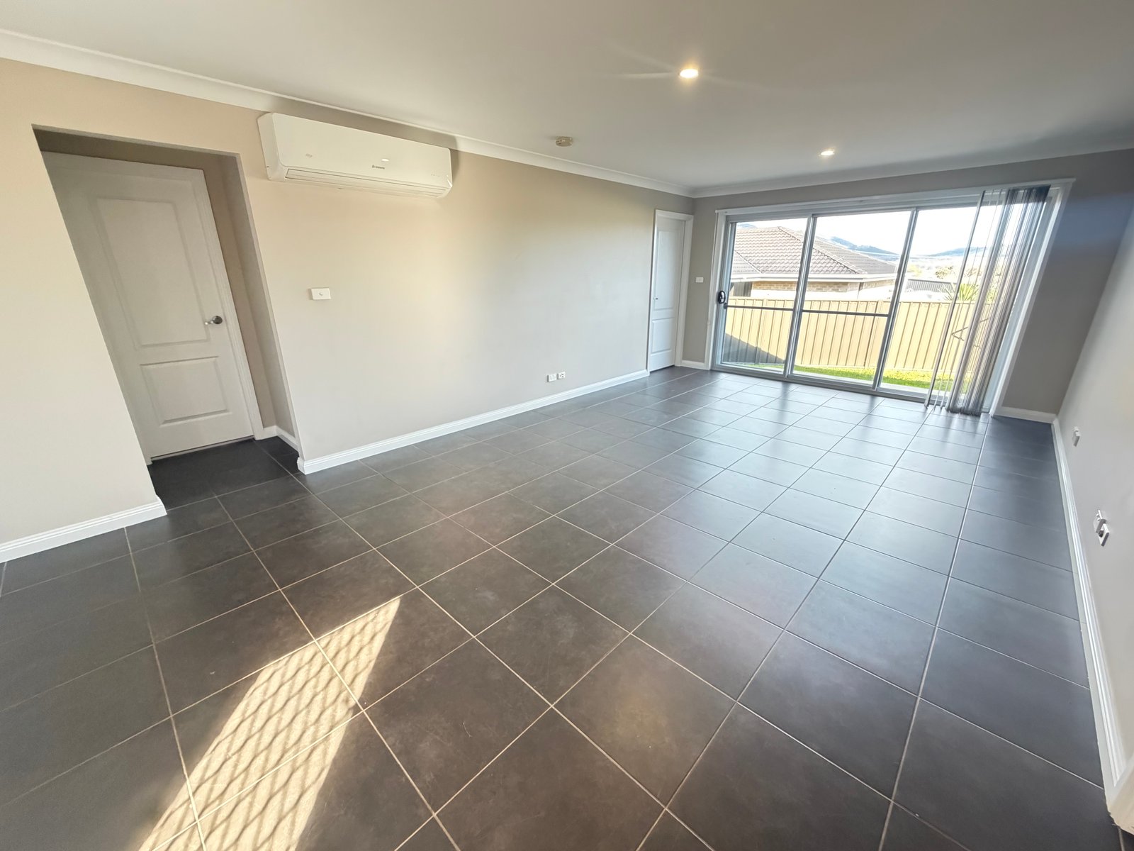 1/11 Orchid Drive KOOTINGAL 7