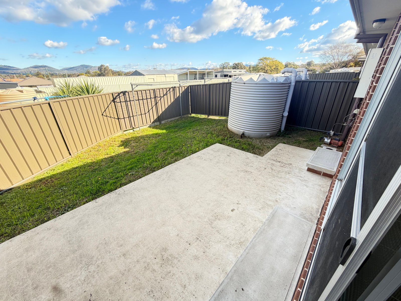 1/11 Orchid Drive KOOTINGAL 10