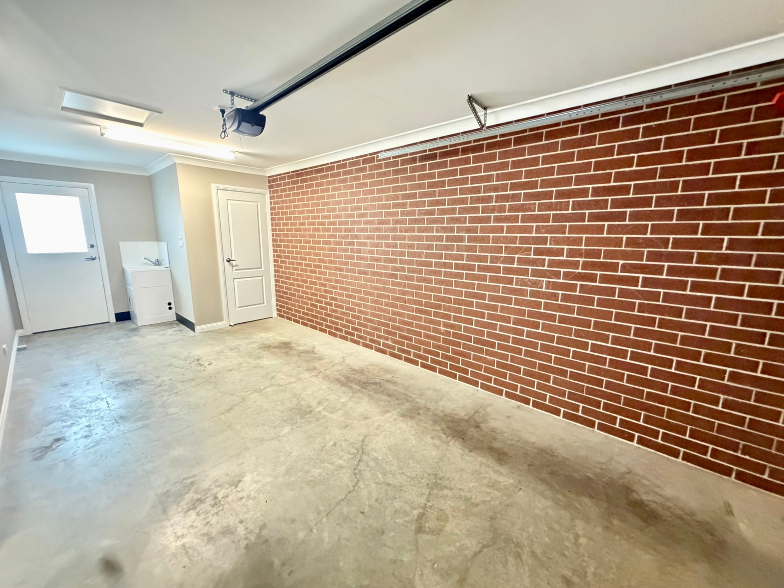 1/11 Orchid Drive KOOTINGAL 11
