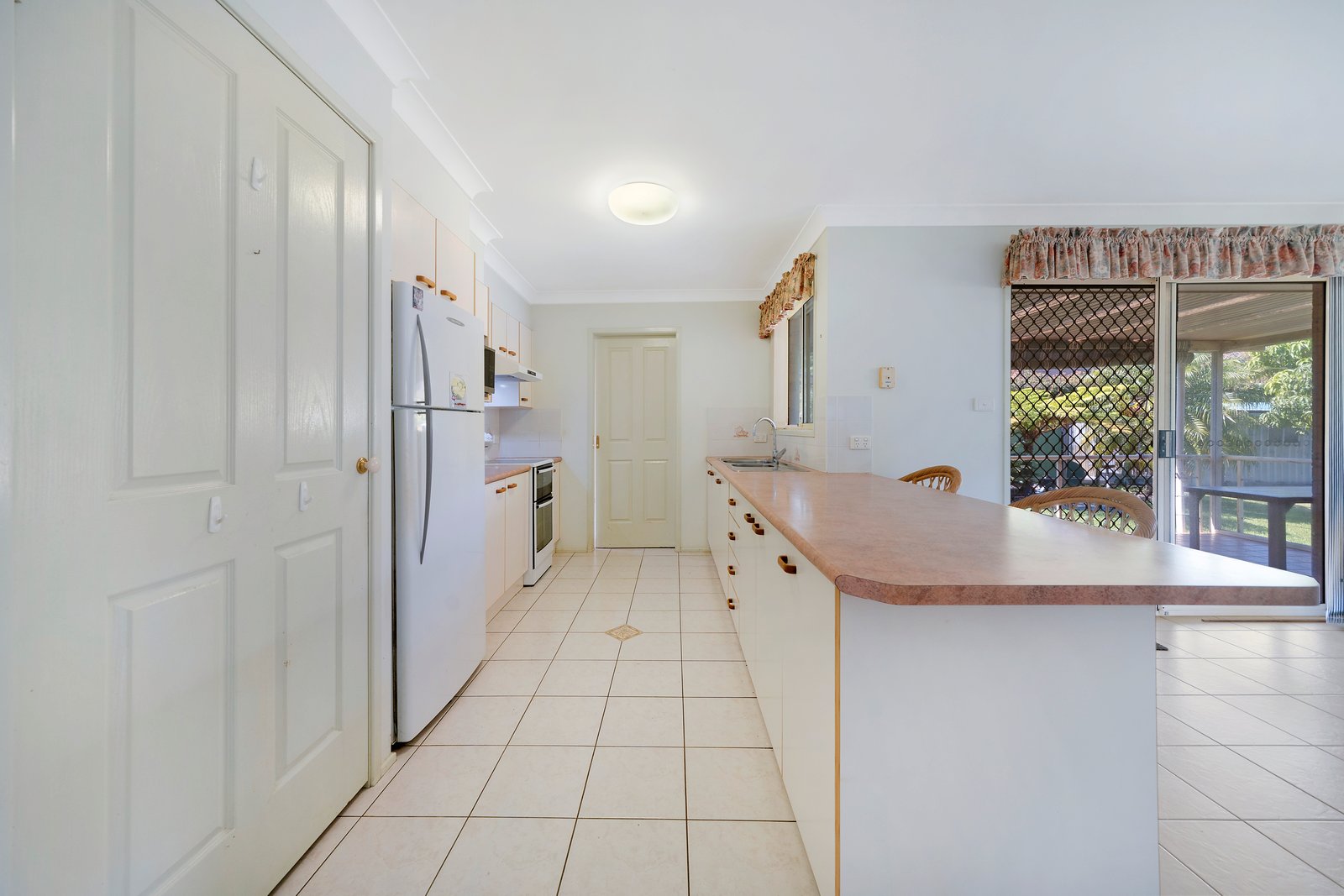 111 Panorama Drive BONNY HILLS 3