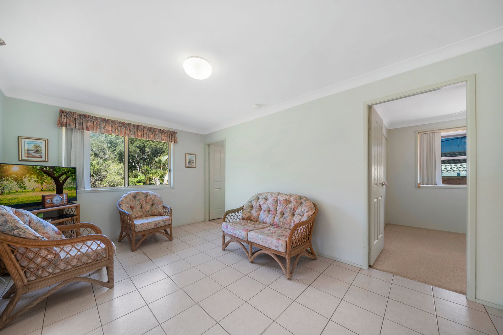 111 Panorama Drive BONNY HILLS 4