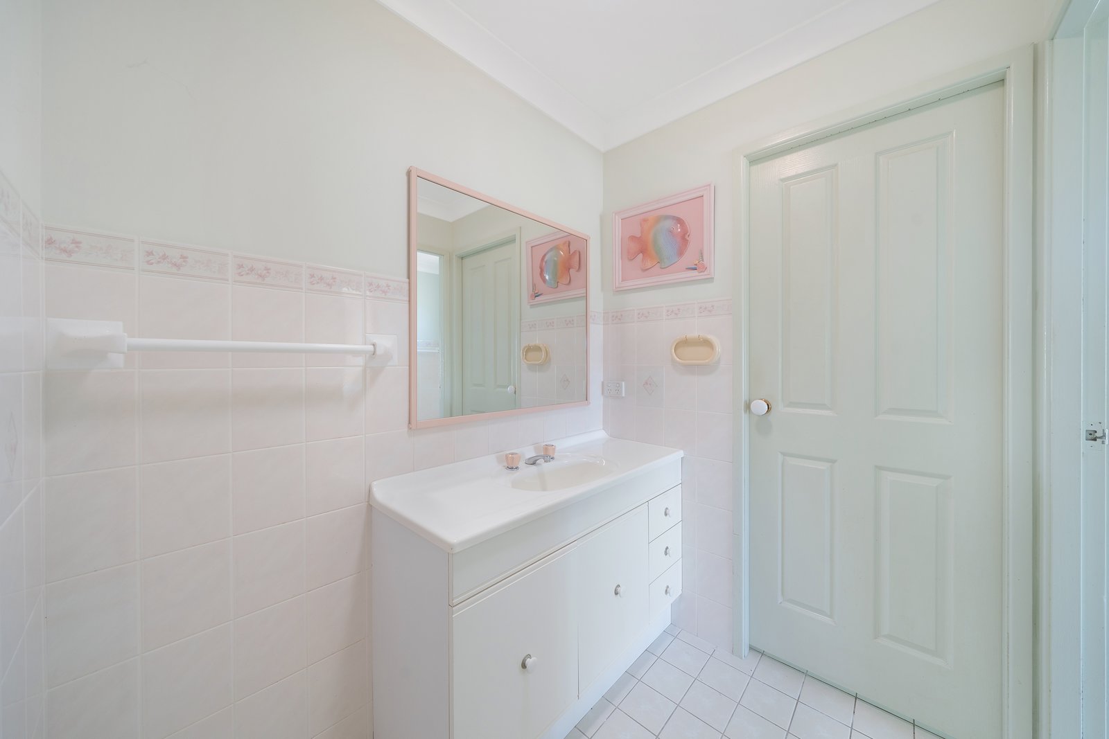 111 Panorama Drive BONNY HILLS 9