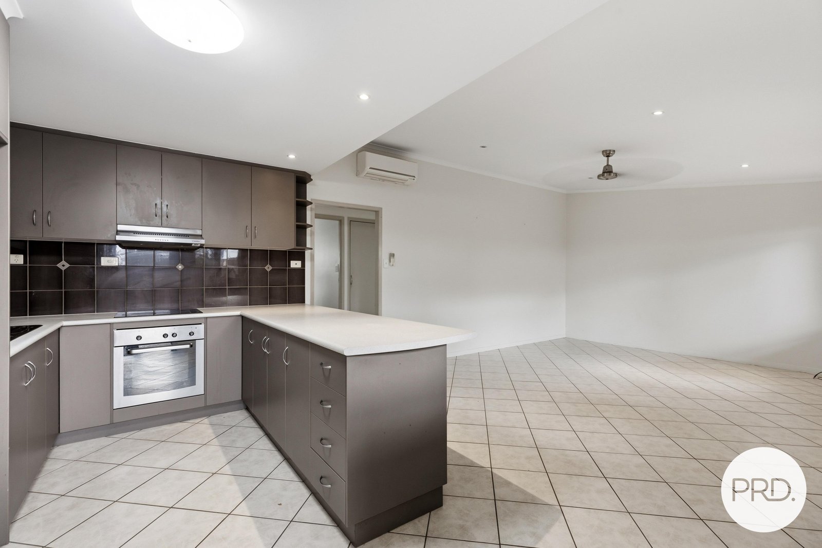 1/11 Pirie Street SOUTH MACKAY 2
