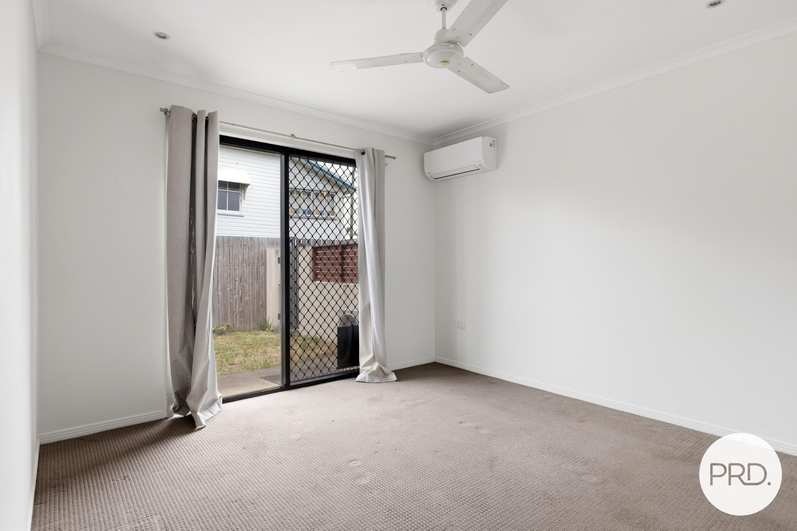 1/11 Pirie Street SOUTH MACKAY 7