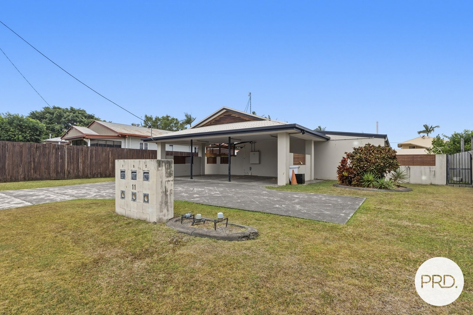 1/11 Pirie Street SOUTH MACKAY 16