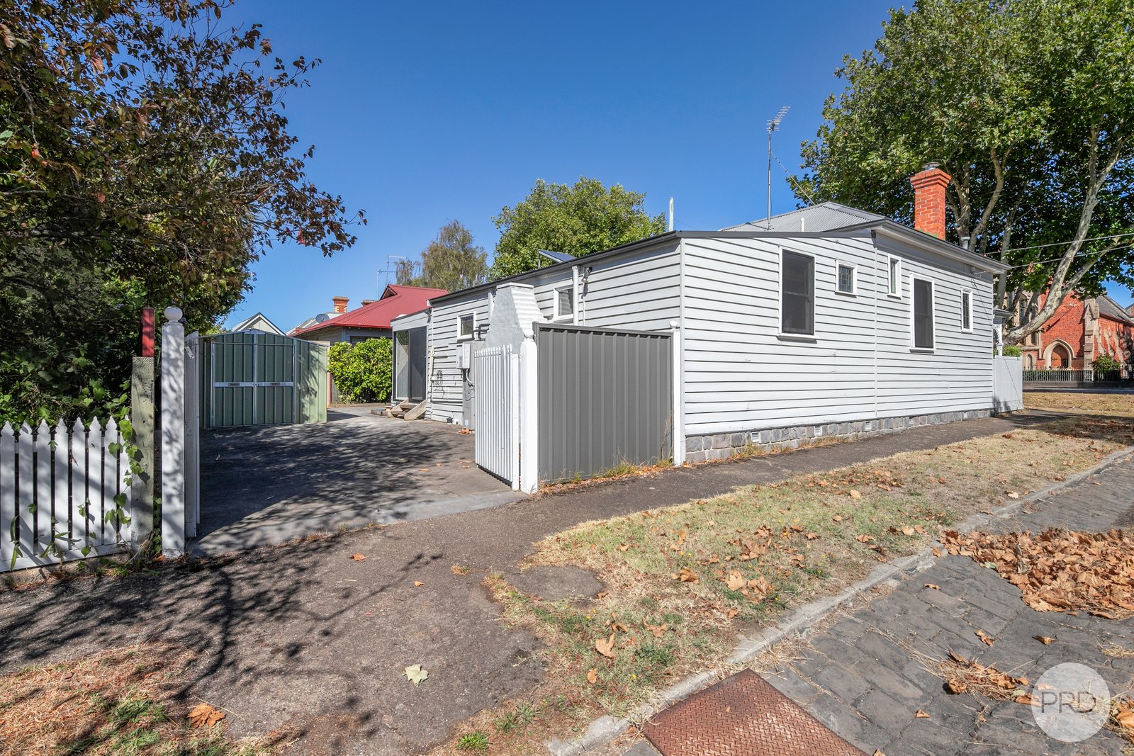 111 Pleasant Street South BALLARAT CENTRAL 14