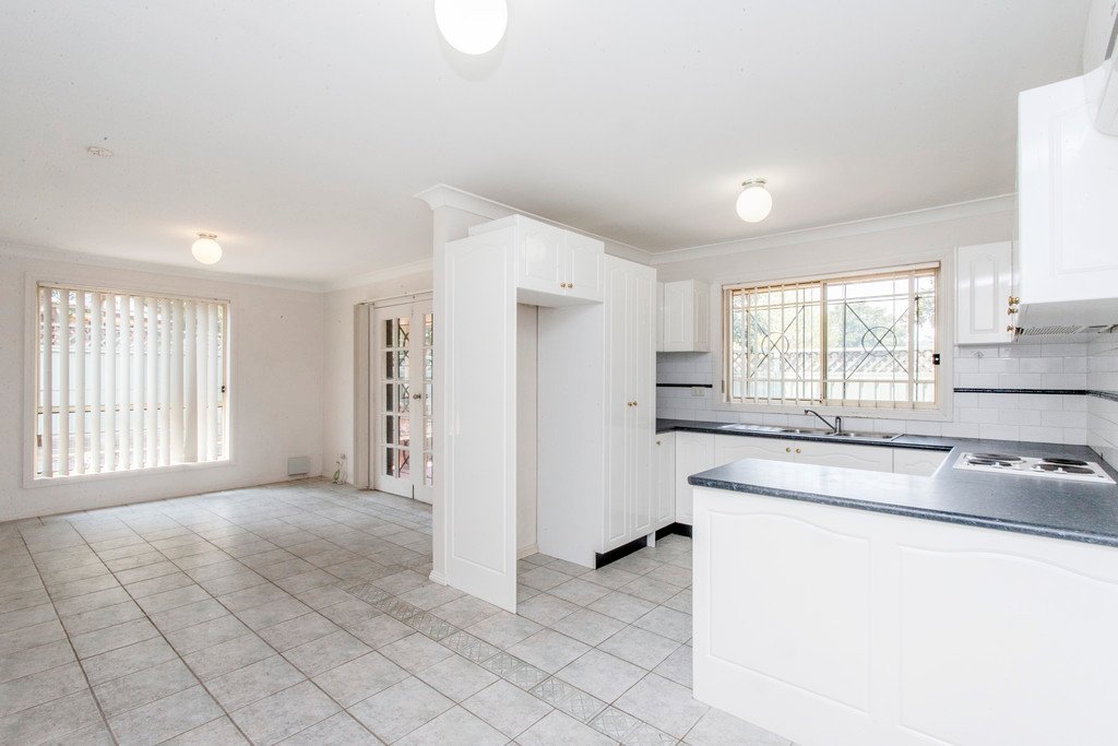 1/11 Reddan Avenue,  PENRITH 5