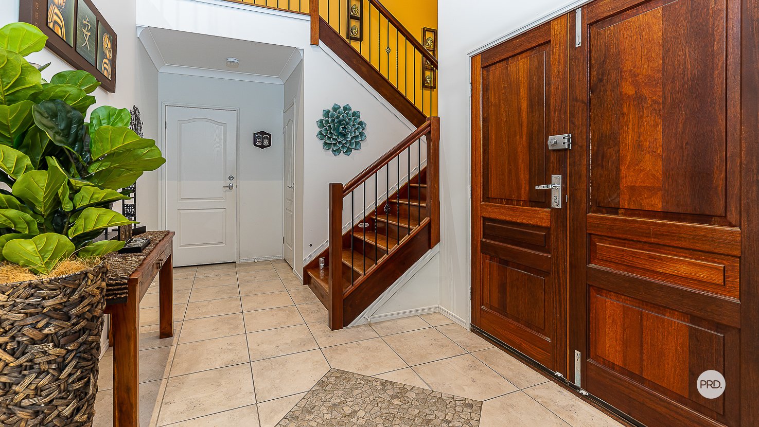 111 SCHOOL OF ARTS Road REDLAND BAY 12