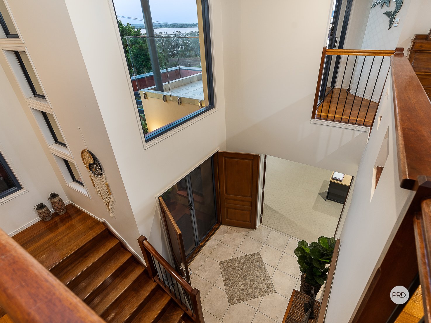 111 SCHOOL OF ARTS Road REDLAND BAY 14