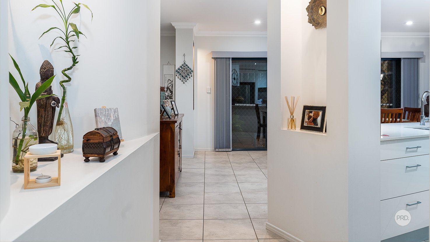 111 SCHOOL OF ARTS Road REDLAND BAY 15