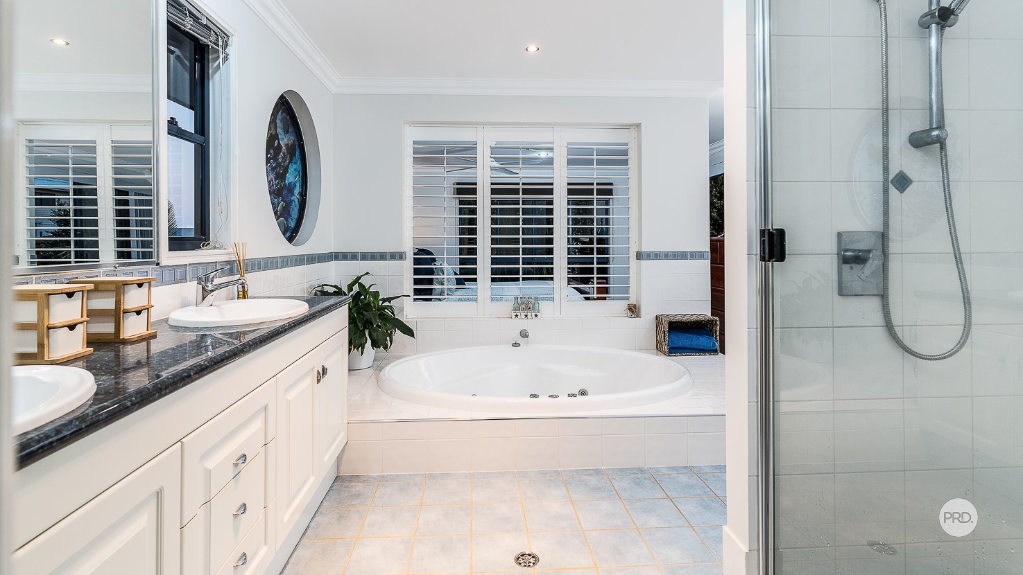 111 SCHOOL OF ARTS Road REDLAND BAY 32