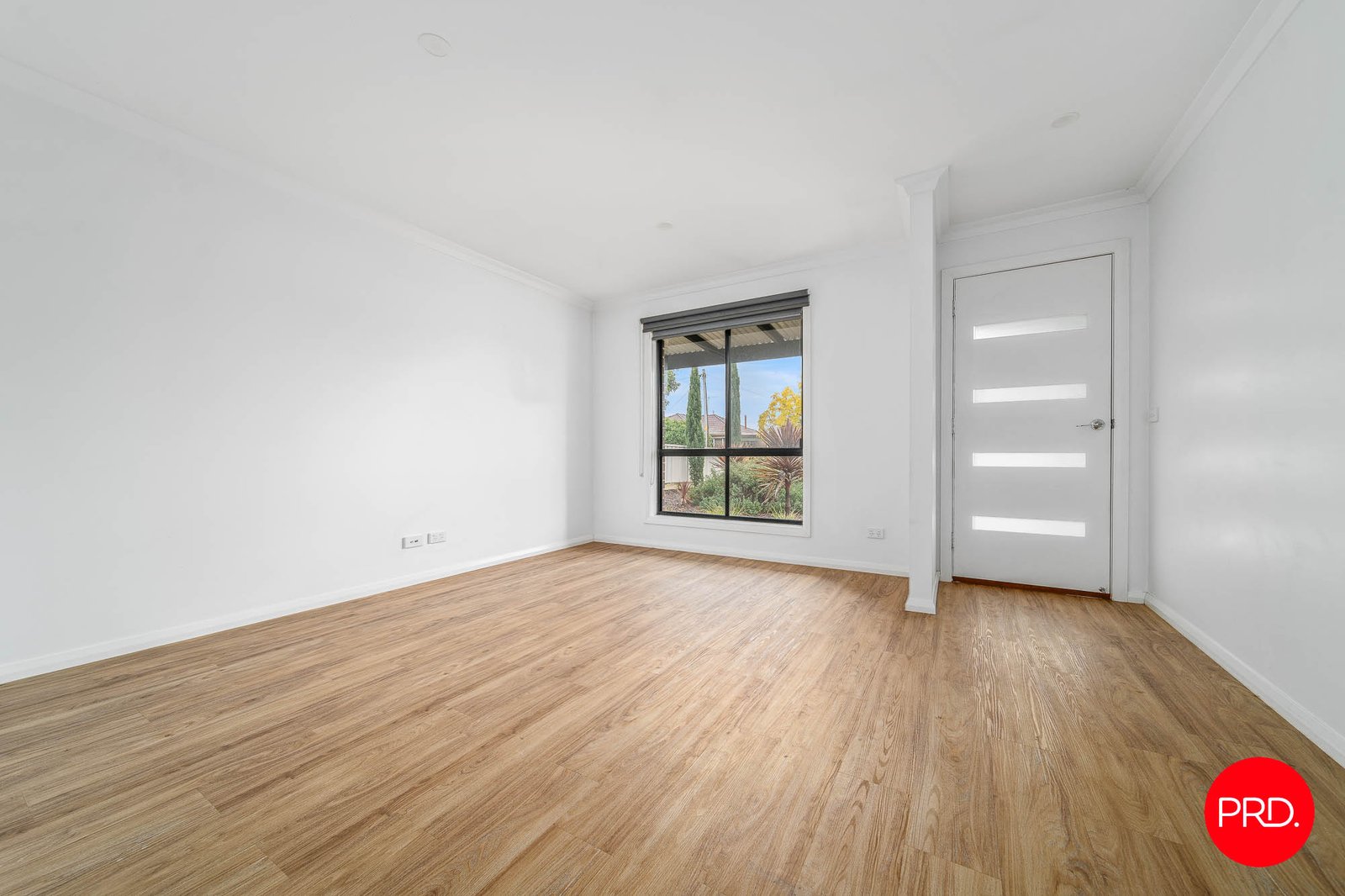 1/11 Semmens Street LONG GULLY 6