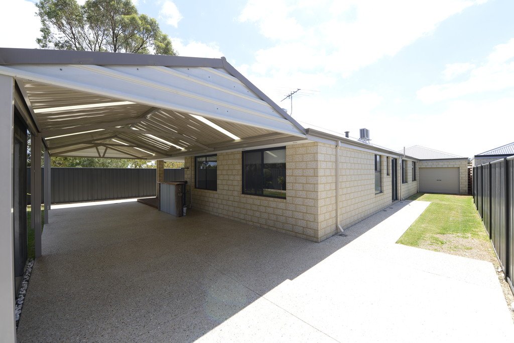 111 Smirk Road BALDIVIS 10