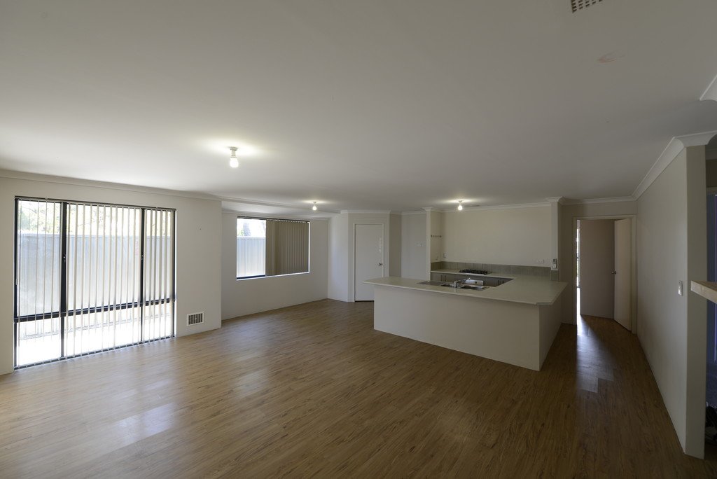 111 Smirk Road BALDIVIS 15