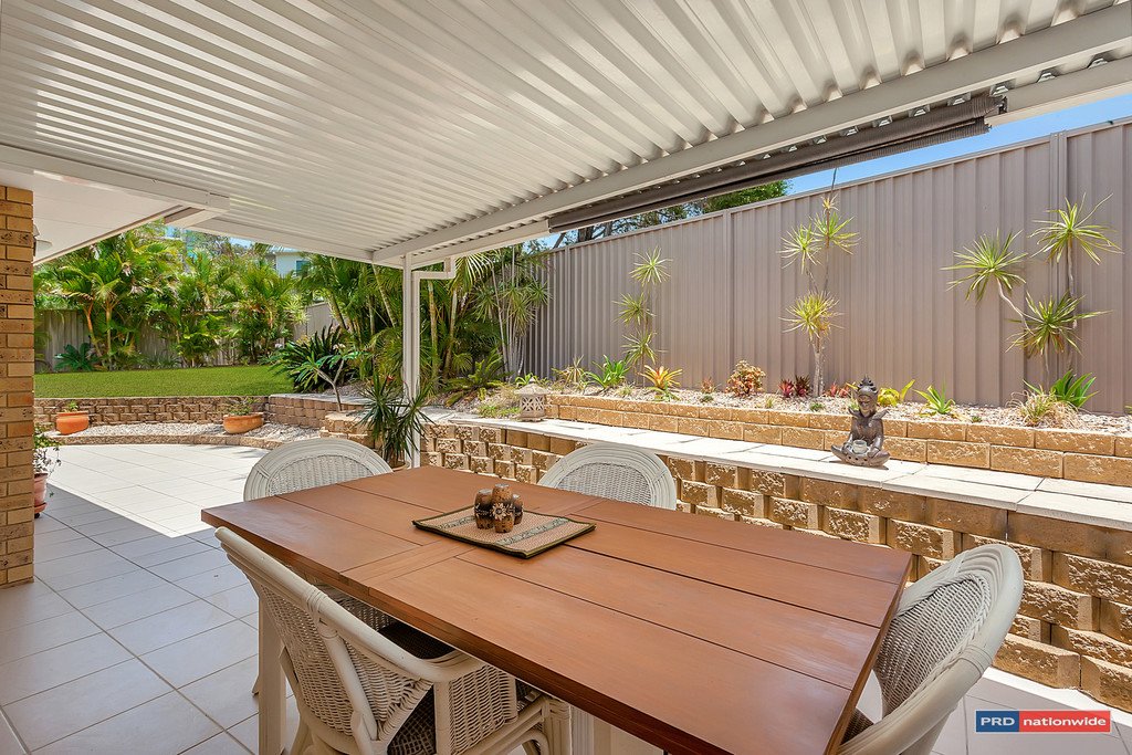 1/11 Snowgum Court BURLEIGH WATERS 10