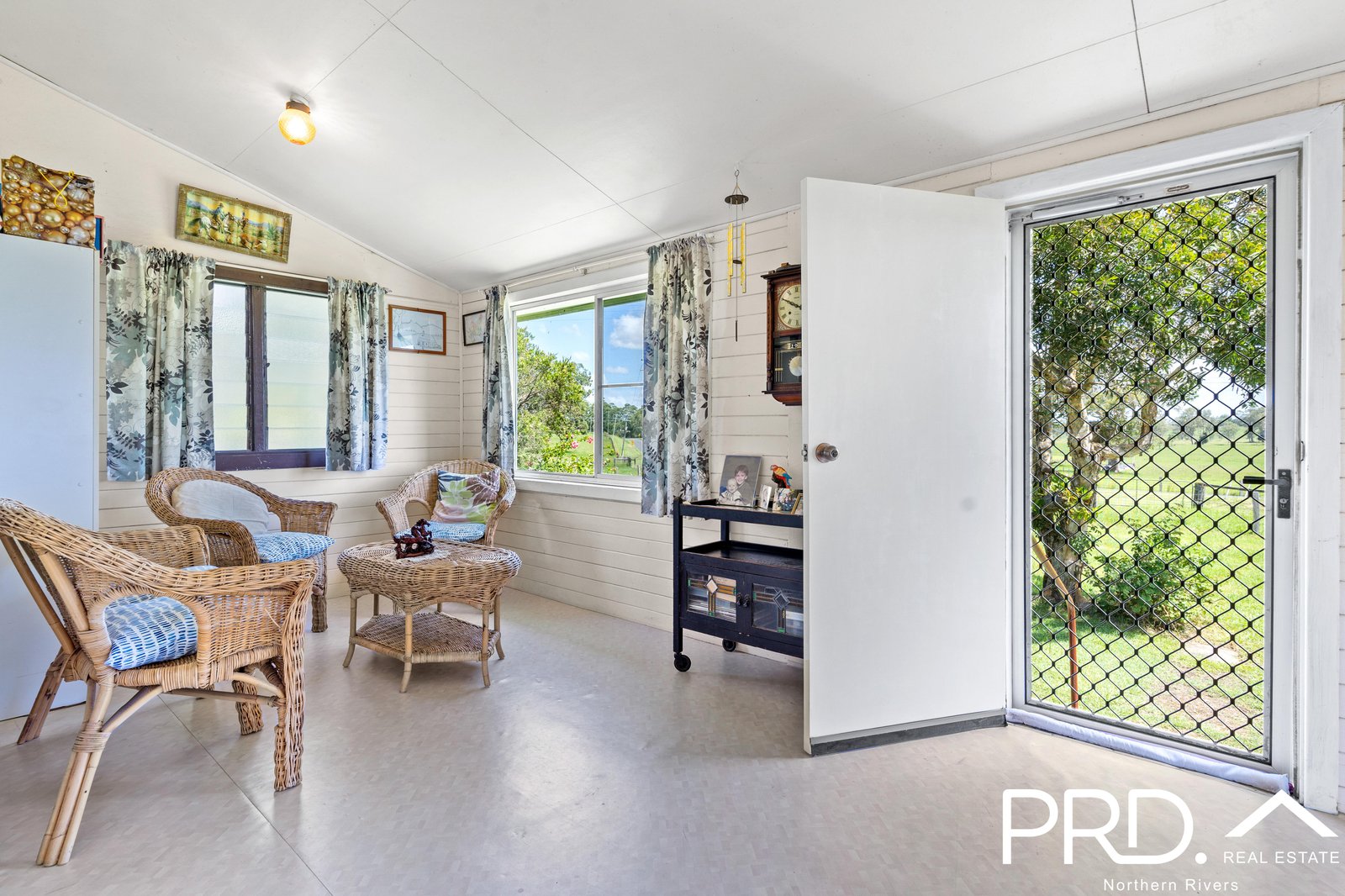 111 Spring Grove Road CANIABA 11