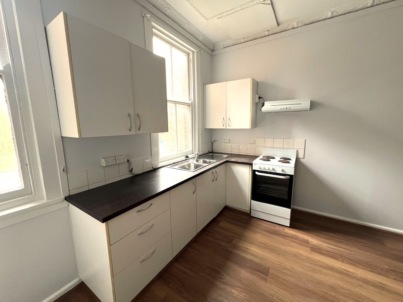 1/11 Station Street KOGARAH 4