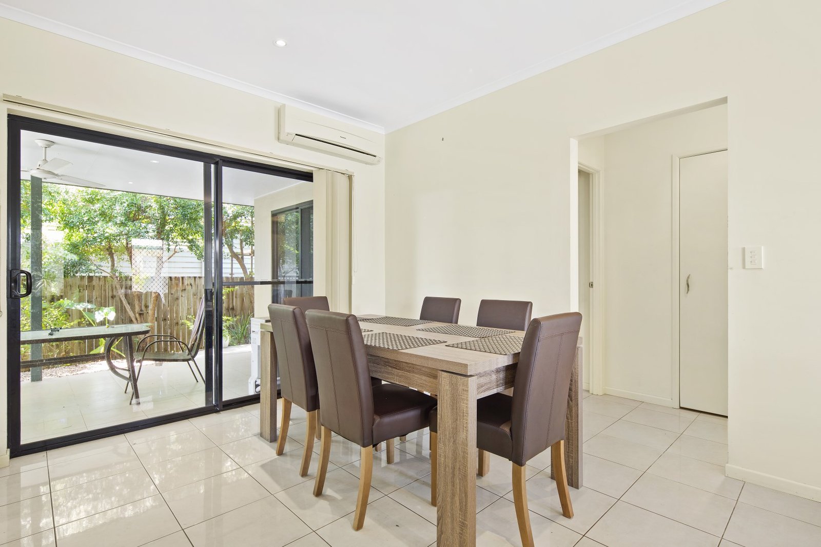 1/11 Telford Street PROSERPINE 6