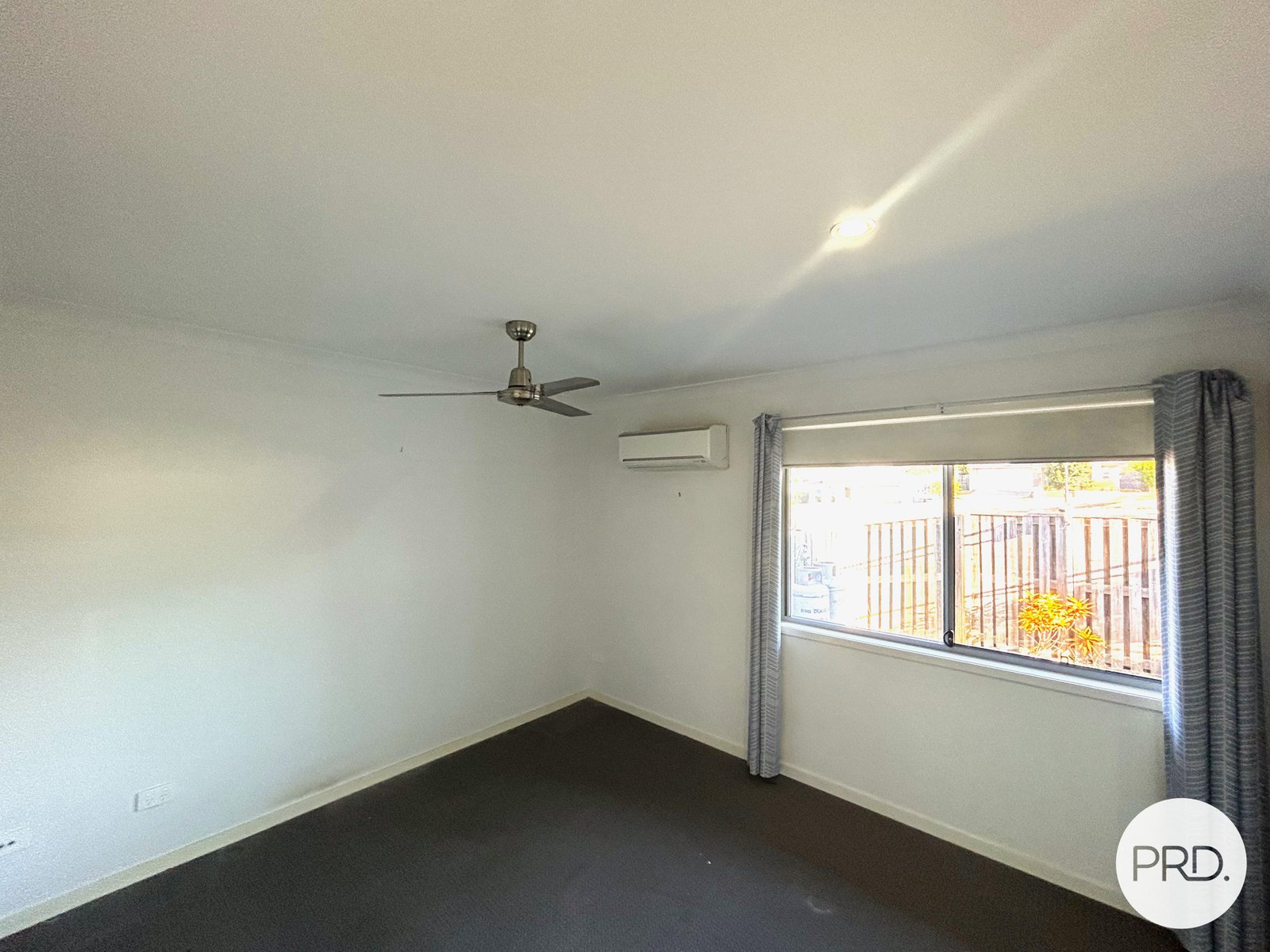 1/11 Wabby Street BOYNE ISLAND 4