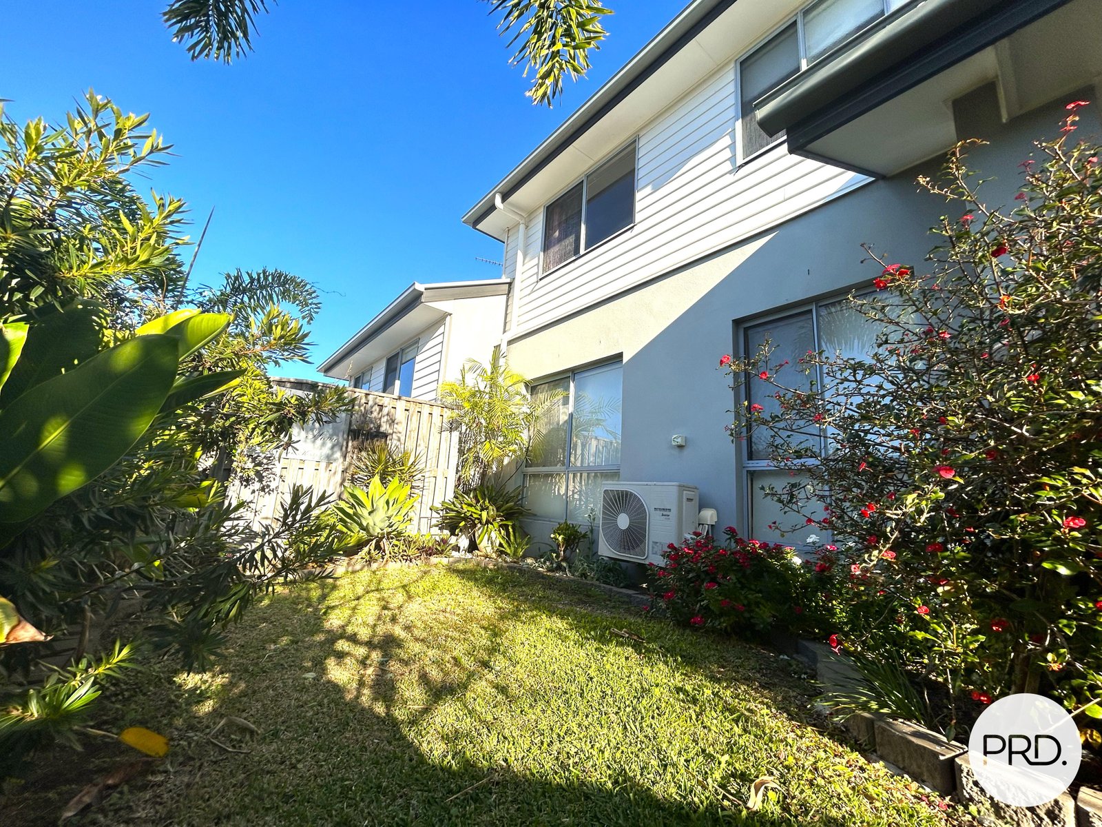 1/11 Wabby Street BOYNE ISLAND 18