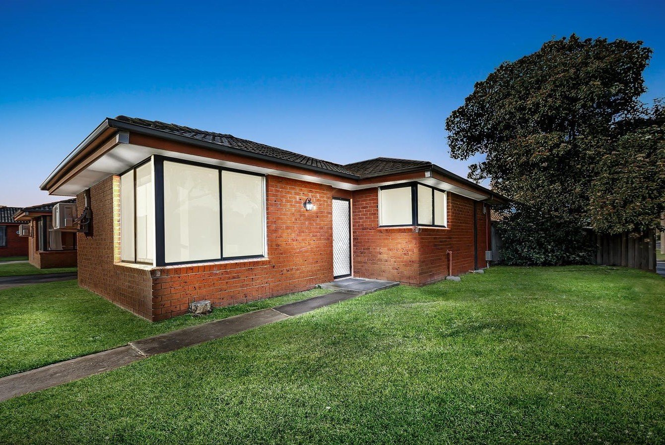 Photos: 1/11 Walter Street