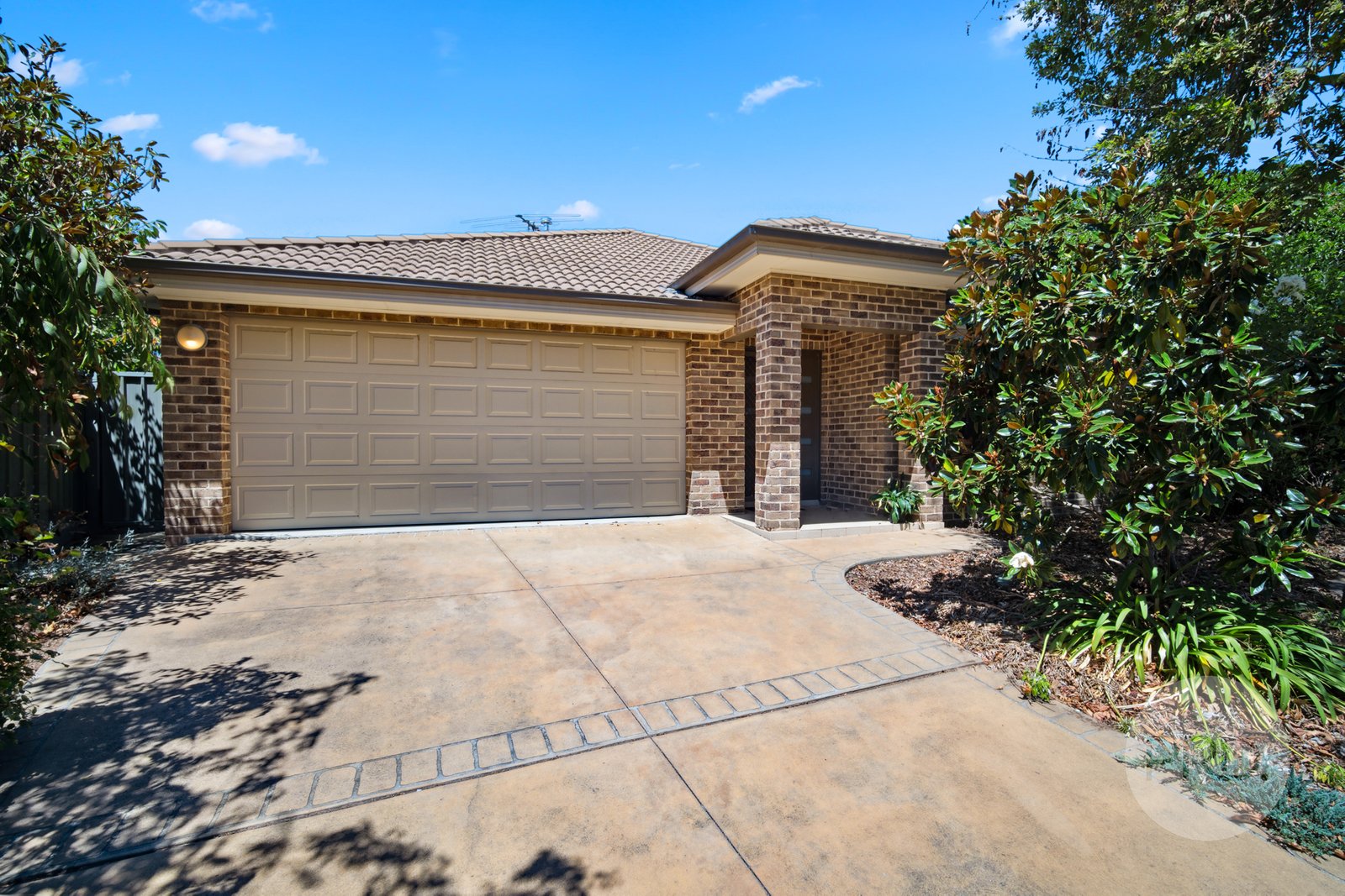 111 Whitebox Circuit THURGOONA 2