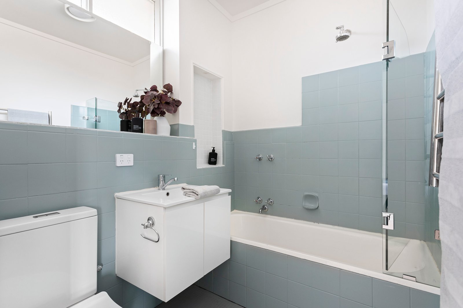 Real Estate and Property in 11/1 Yorston Court, Elsternwick, VIC