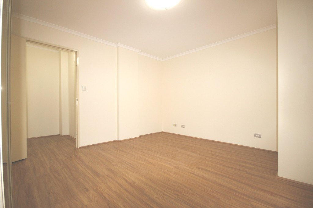 11/10-12 Belgrave Street KOGARAH 8