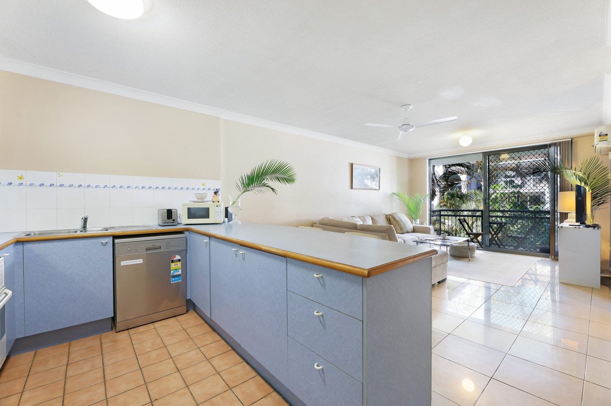 11/10-16 Genoa Street Surfers Paradise 8