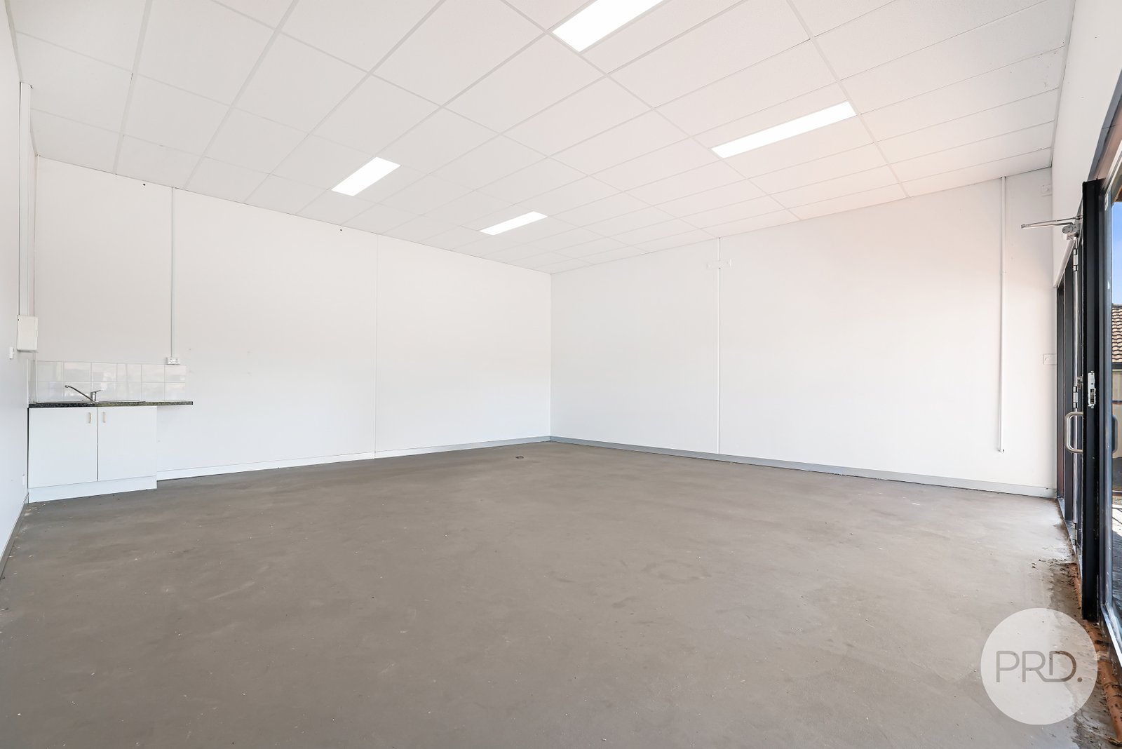 11/10 Campbell Road TAMWORTH 8