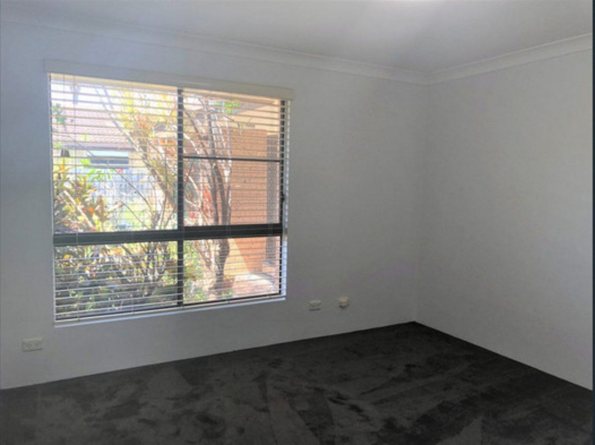 1/110 Christine Avenue Burleigh Waters 5