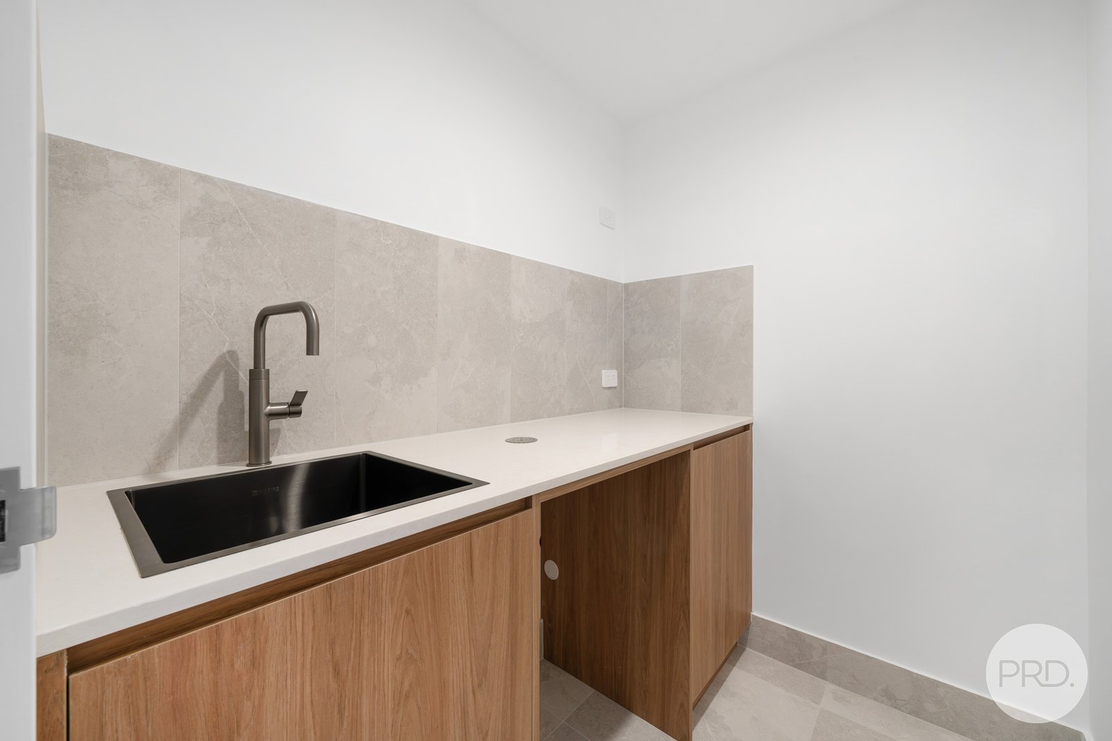 11/10 Thurlow Avenue NELSON BAY 20